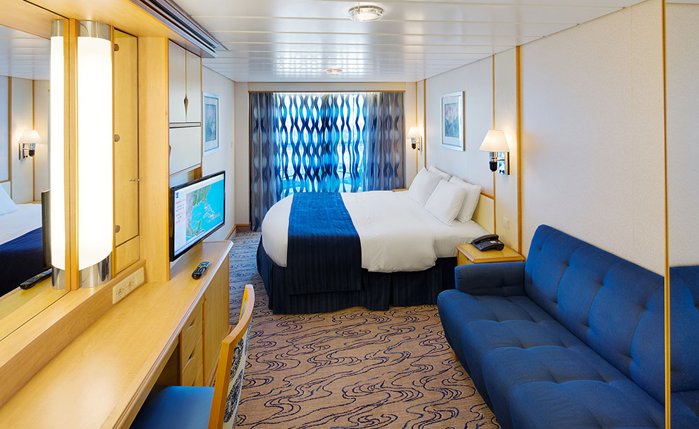 ナビゲーター・オブ・ザ・シーズ 海側バルコニー